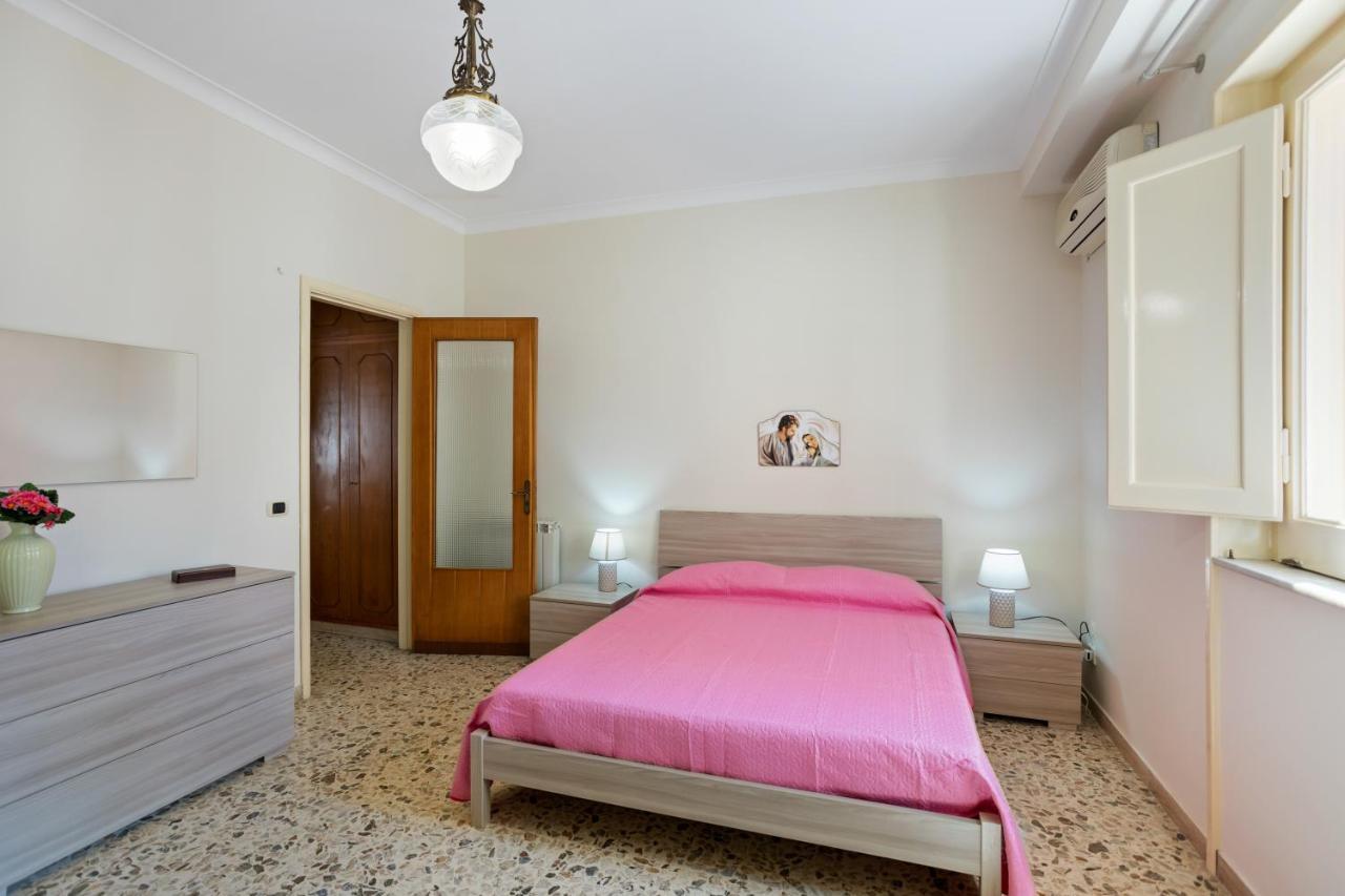 Tra Il Centro E Il Mare Apartment Con Terrazzo Ачи Костелло Экстерьер фото